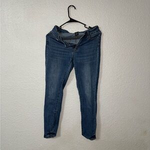 Women’s skinny jeans size 3